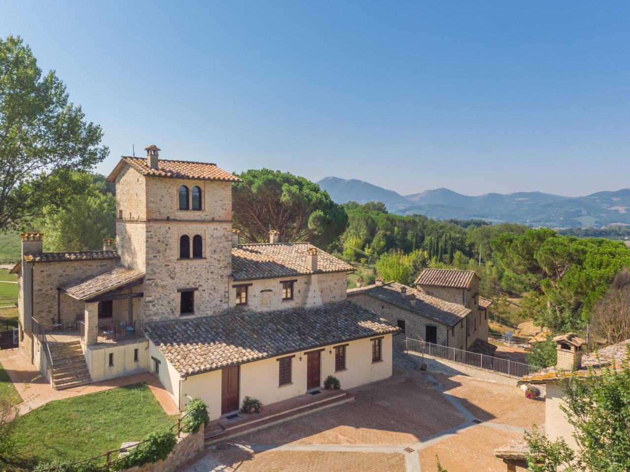 Gh Borgo Pulciano Agriturismo Montone  Exteriér fotografie