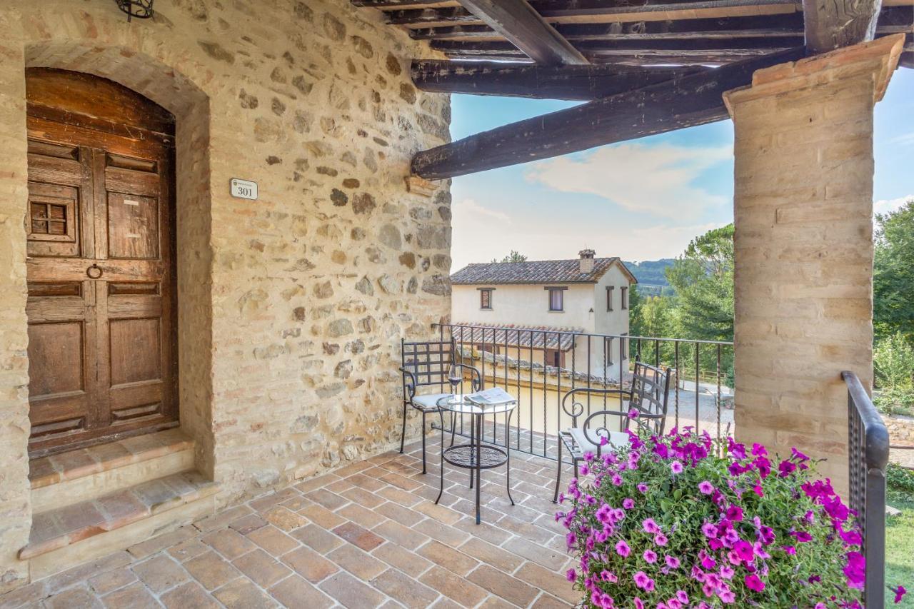 Gh Borgo Pulciano Agriturismo Montone  Exteriér fotografie